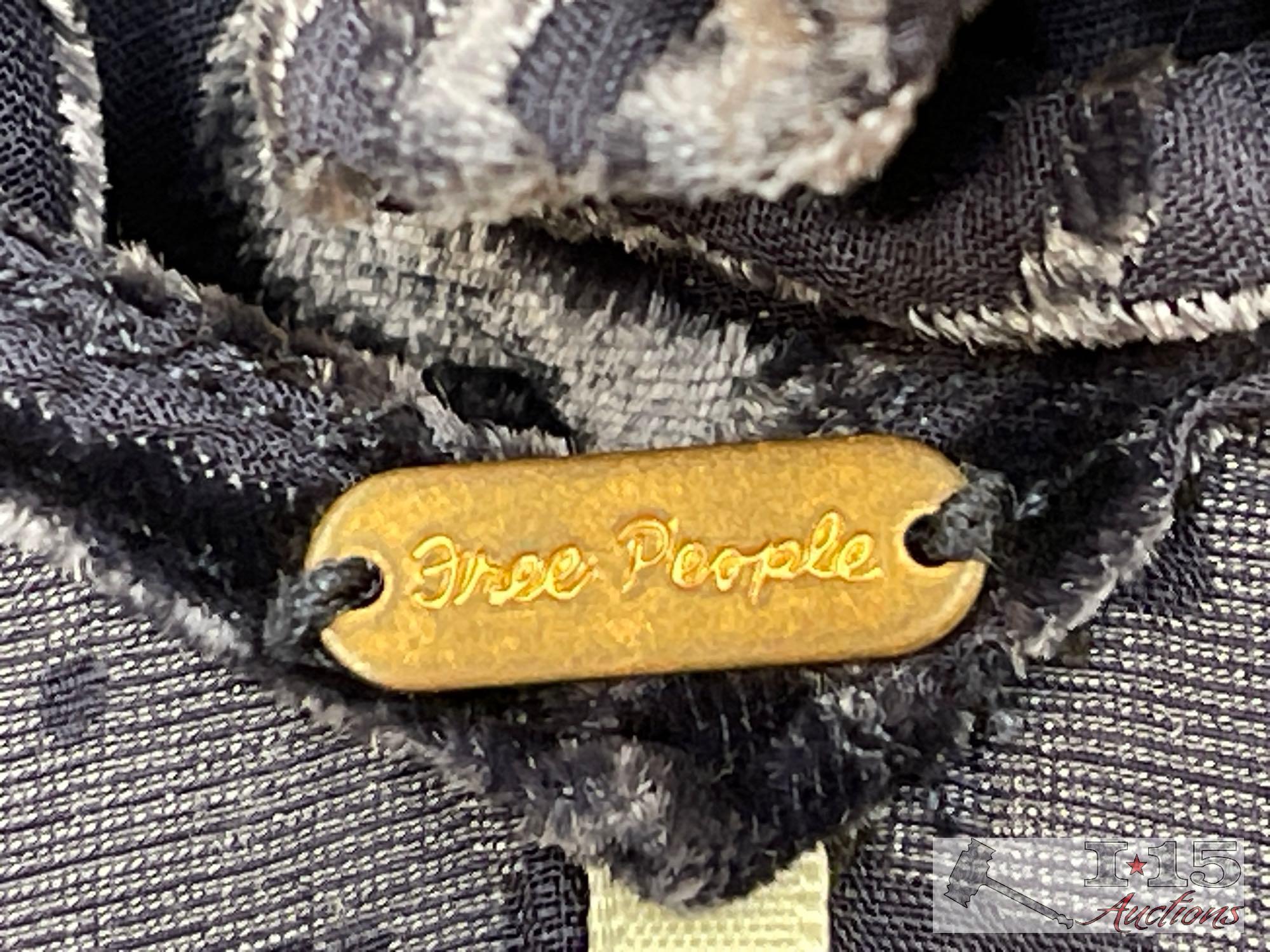 High End Woman?s Clothing