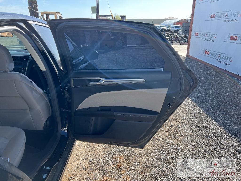 2017 Ford Fusion Hybrid Passenger Car