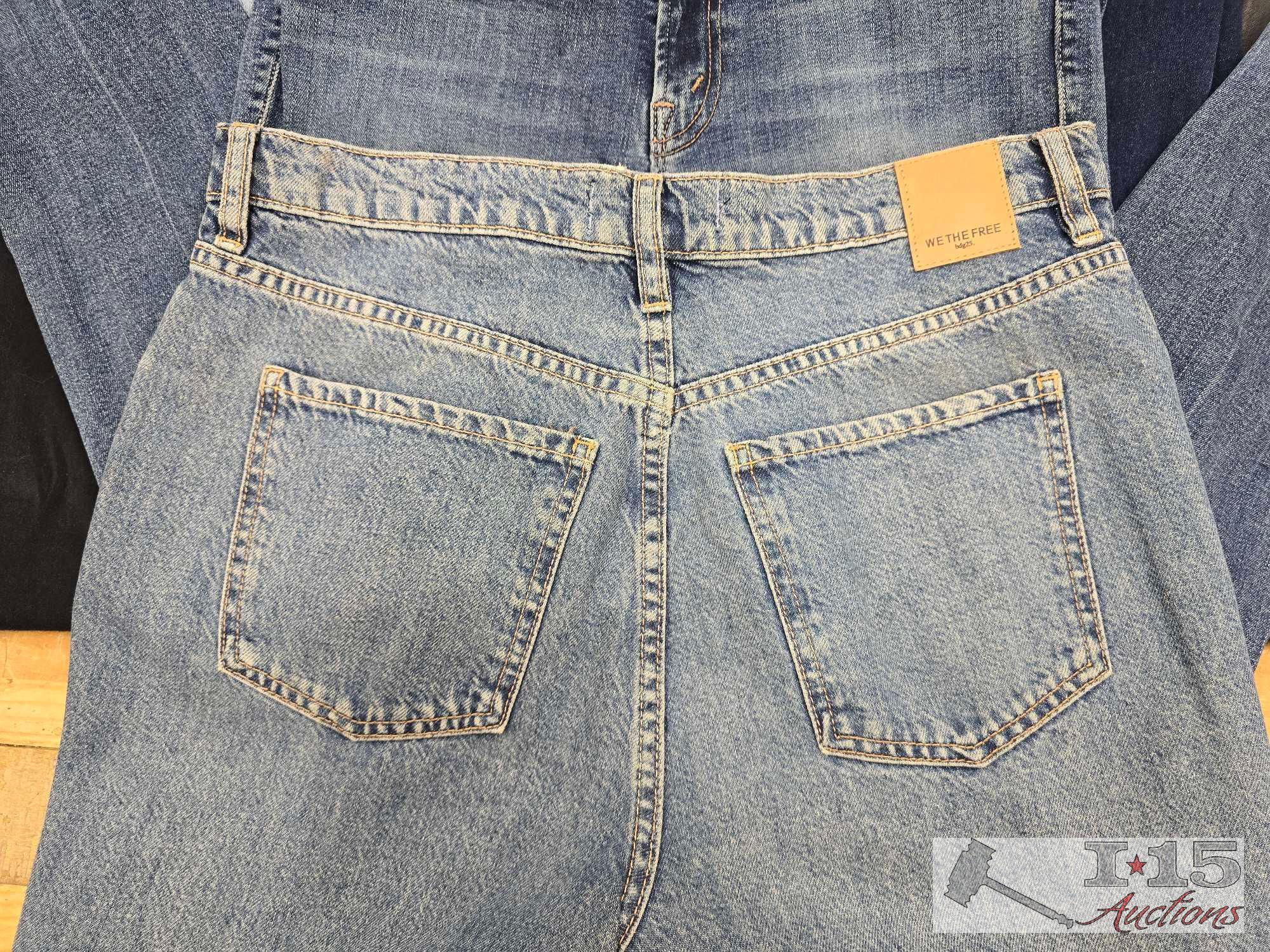(11) Women's High End Jeans