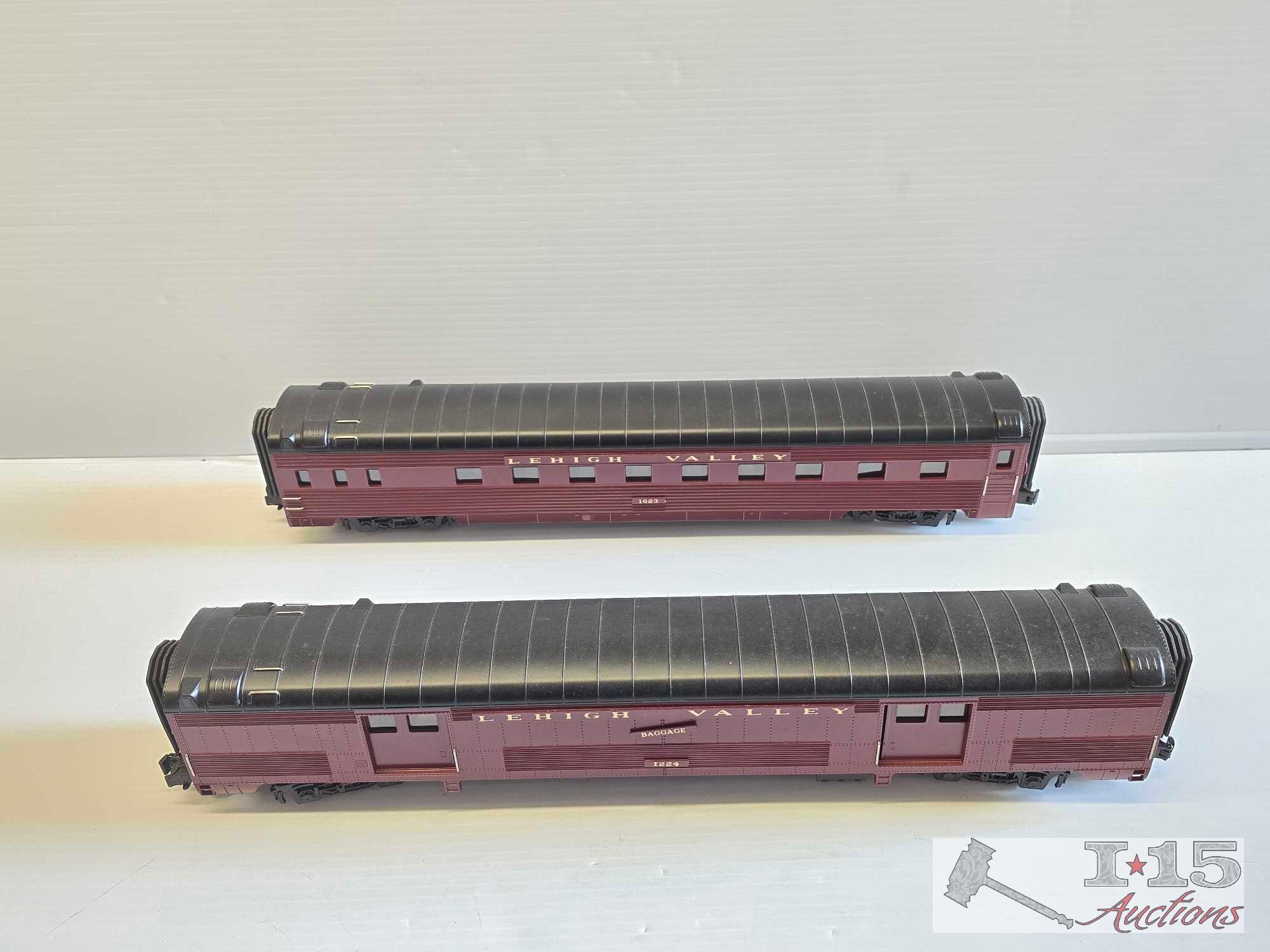 MTH Electric Trains 70' Scale Streamlined Passenger Car Set