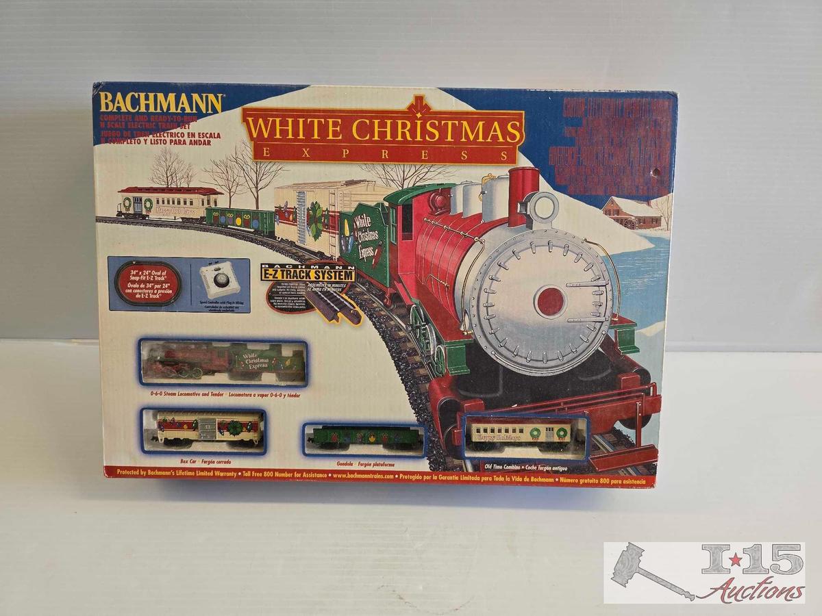 Bachmann N-Scale White Christmas Express Model Train Set