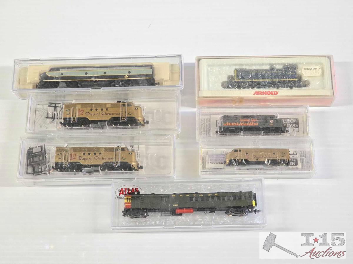 (7) N Scale and Z Scale Locomotive Model Trains
