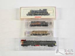 (7) N Scale and Z Scale Locomotive Model Trains