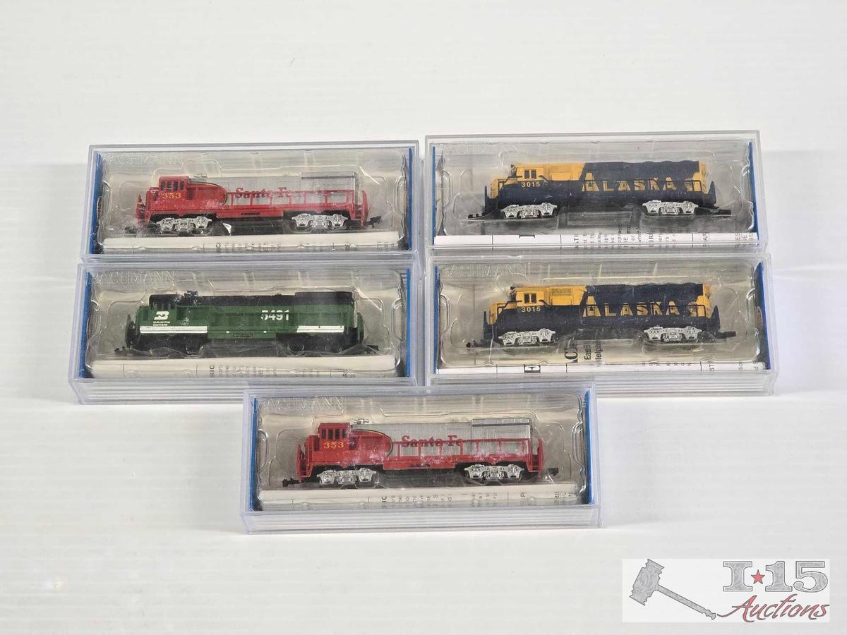 (5) Bachmann N Scale Locomotive Model Trains