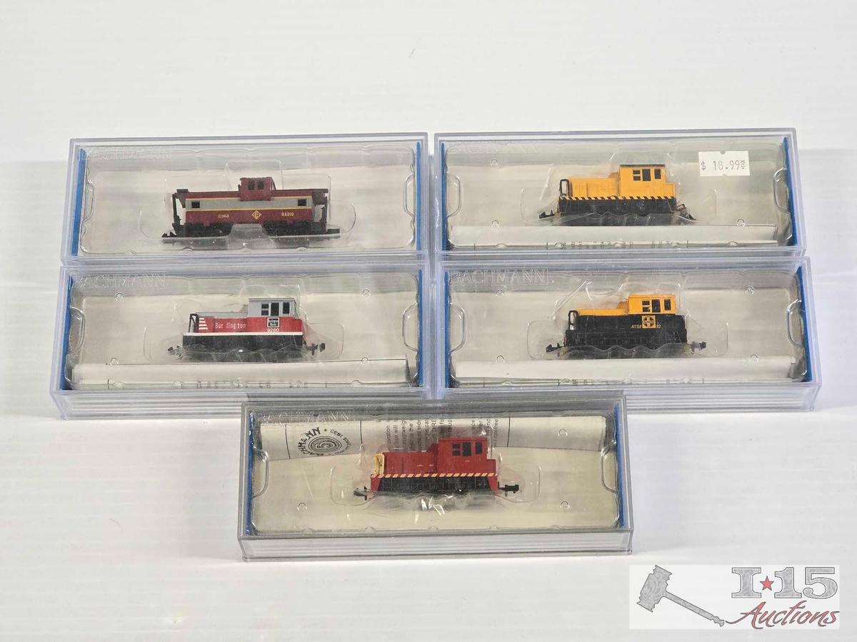 (5) Bachmann N Scale Locomotive Model Trains