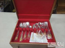 Cambridge Stainless Steel Silverware Set with Box