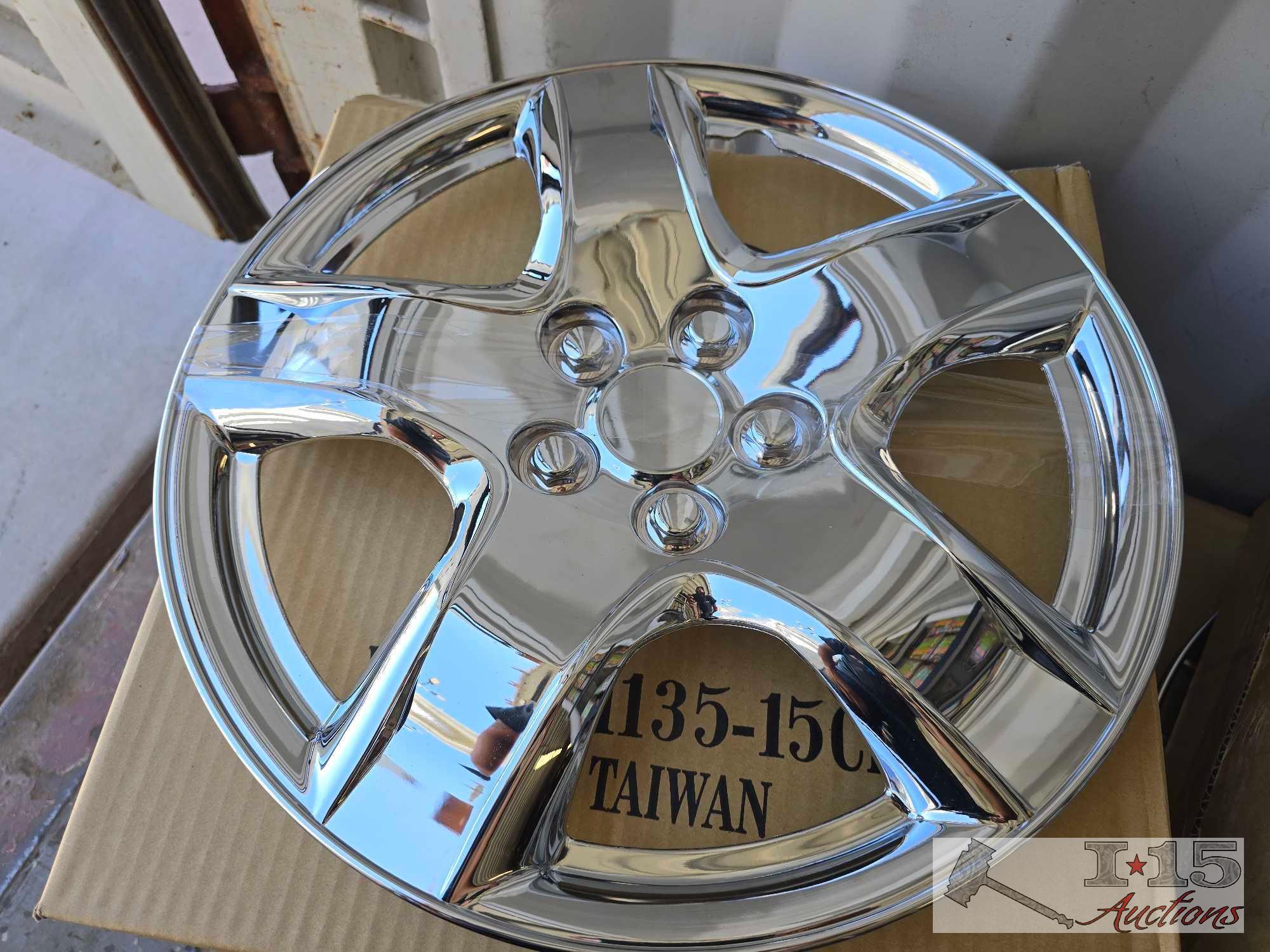 (8) Sets of Hub Caps