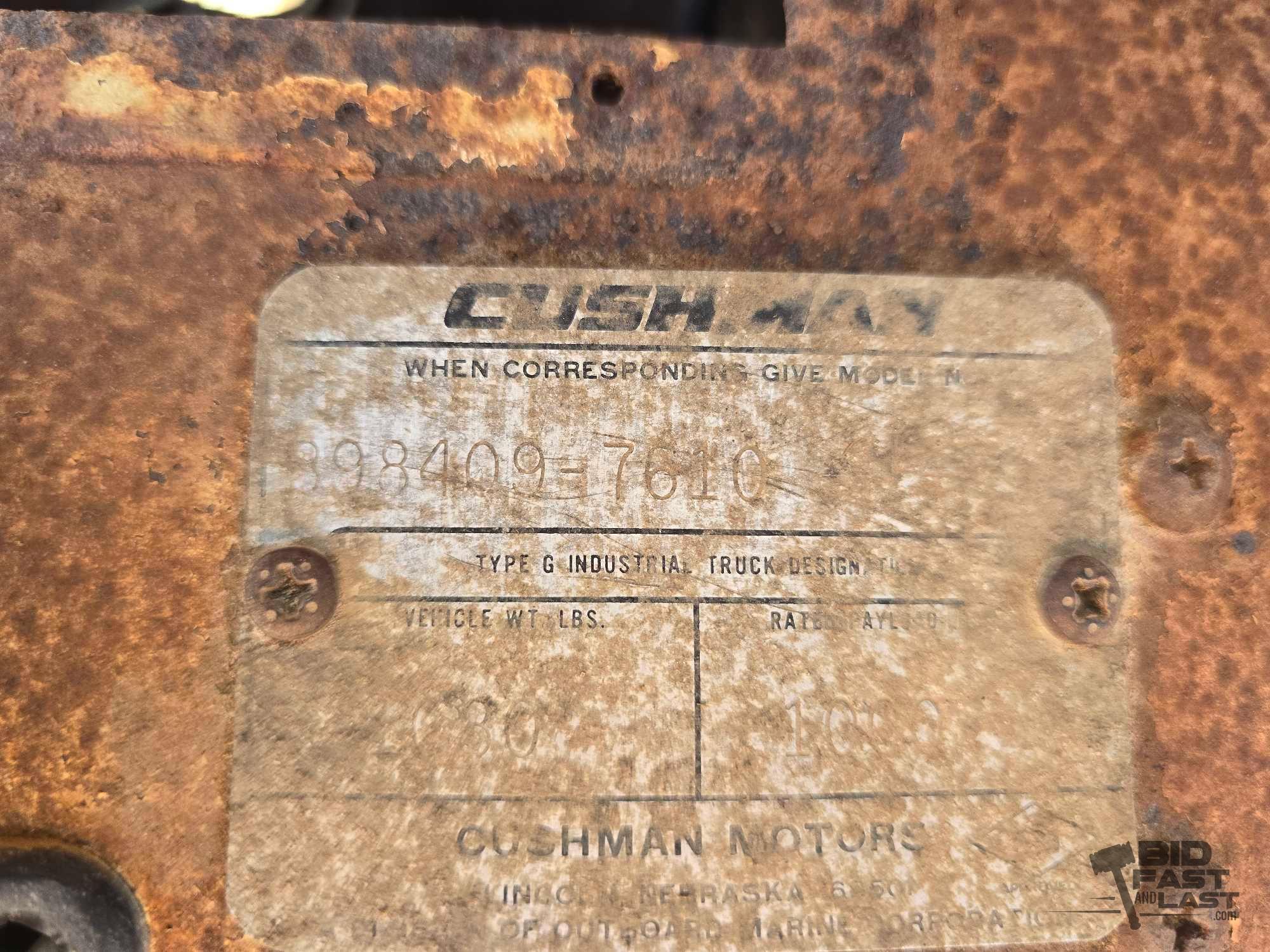 Cusman Motors Police Cart