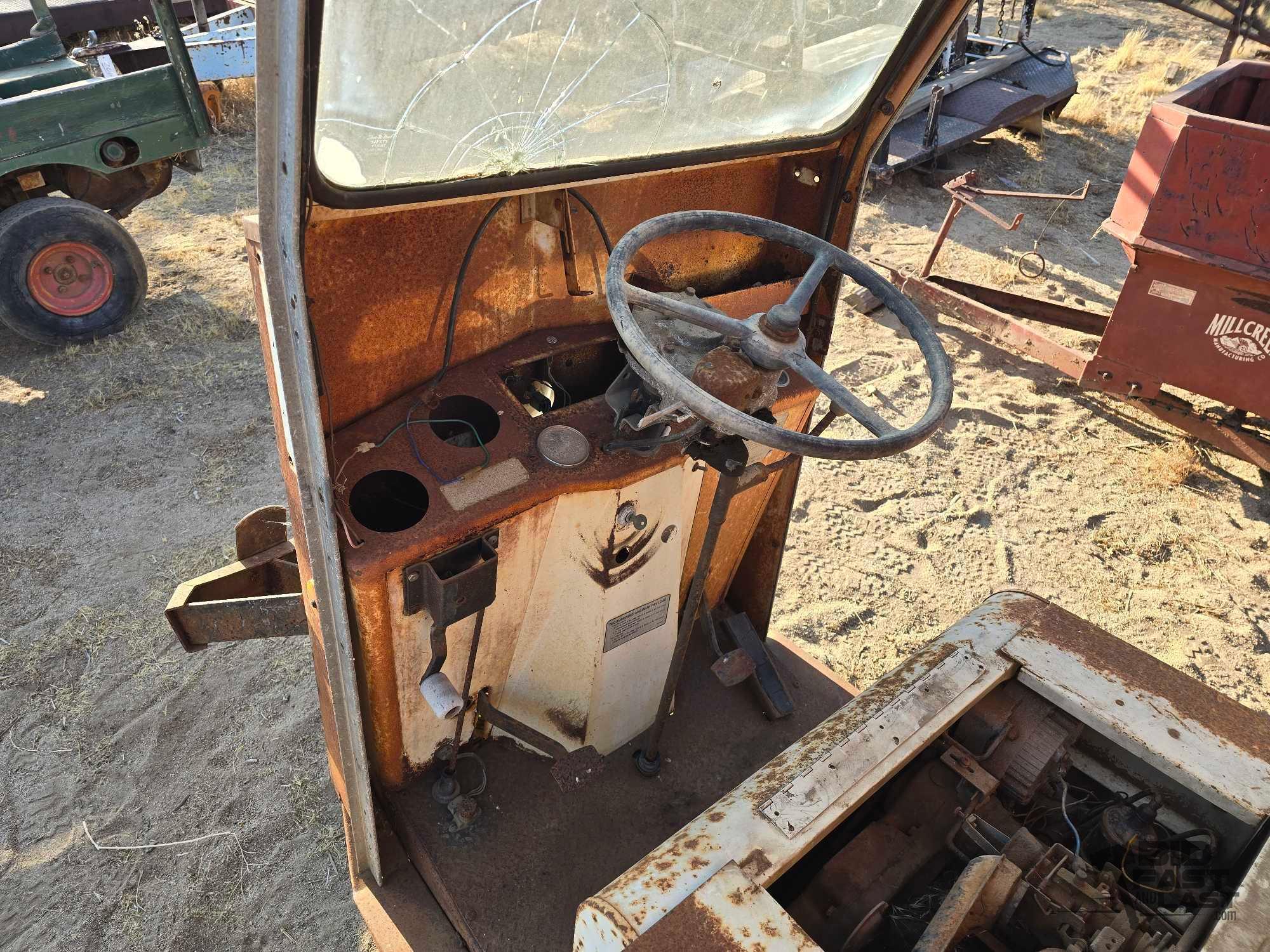 Cusman Motors Police Cart