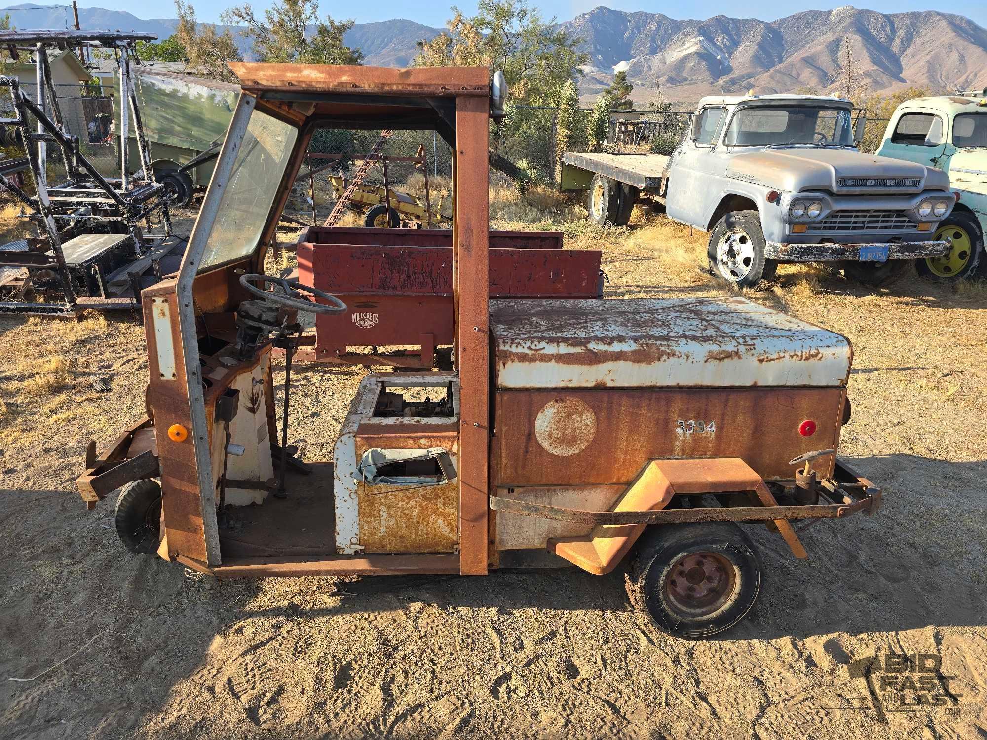 Cusman Motors Police Cart