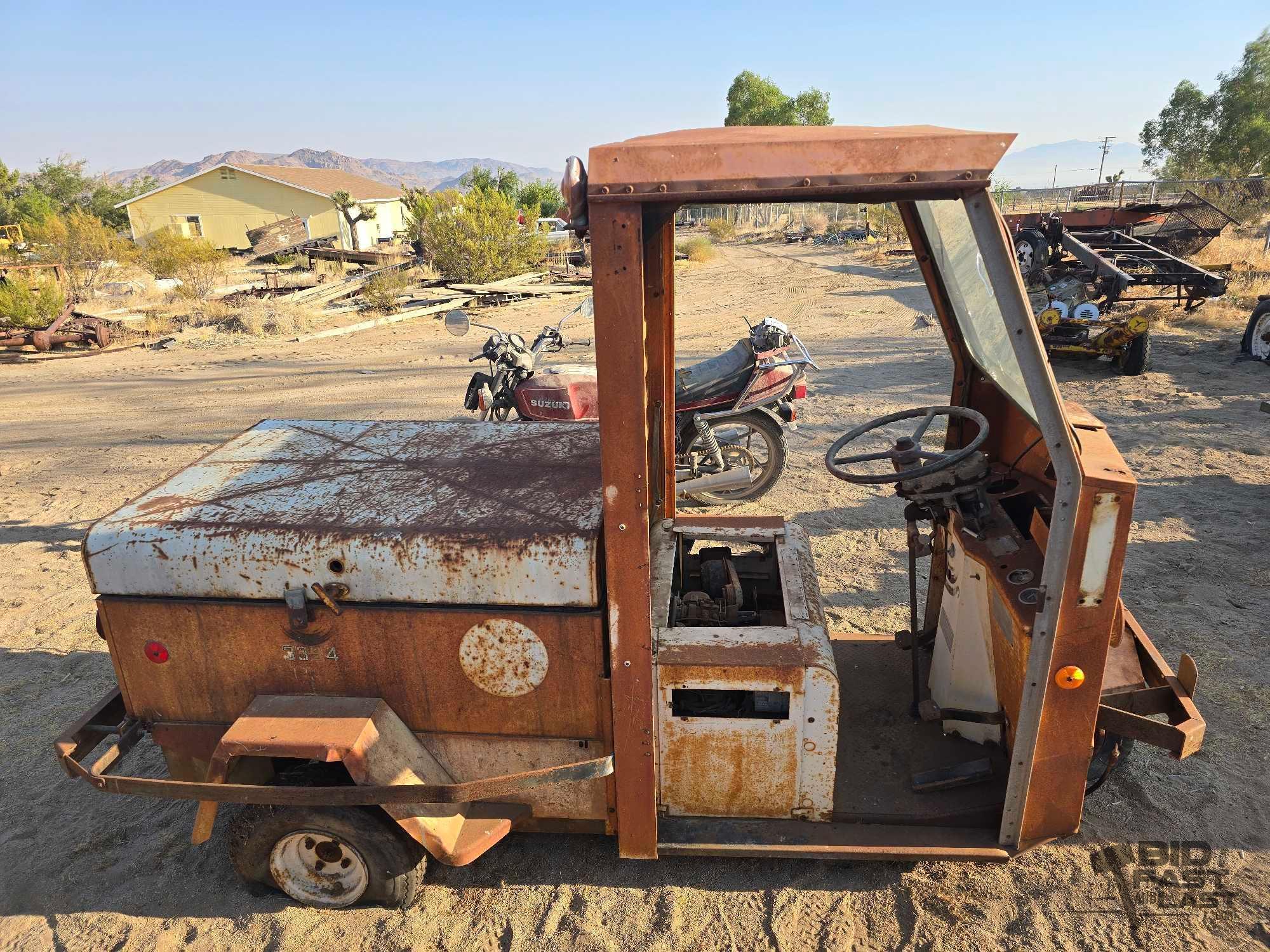 Cusman Motors Police Cart