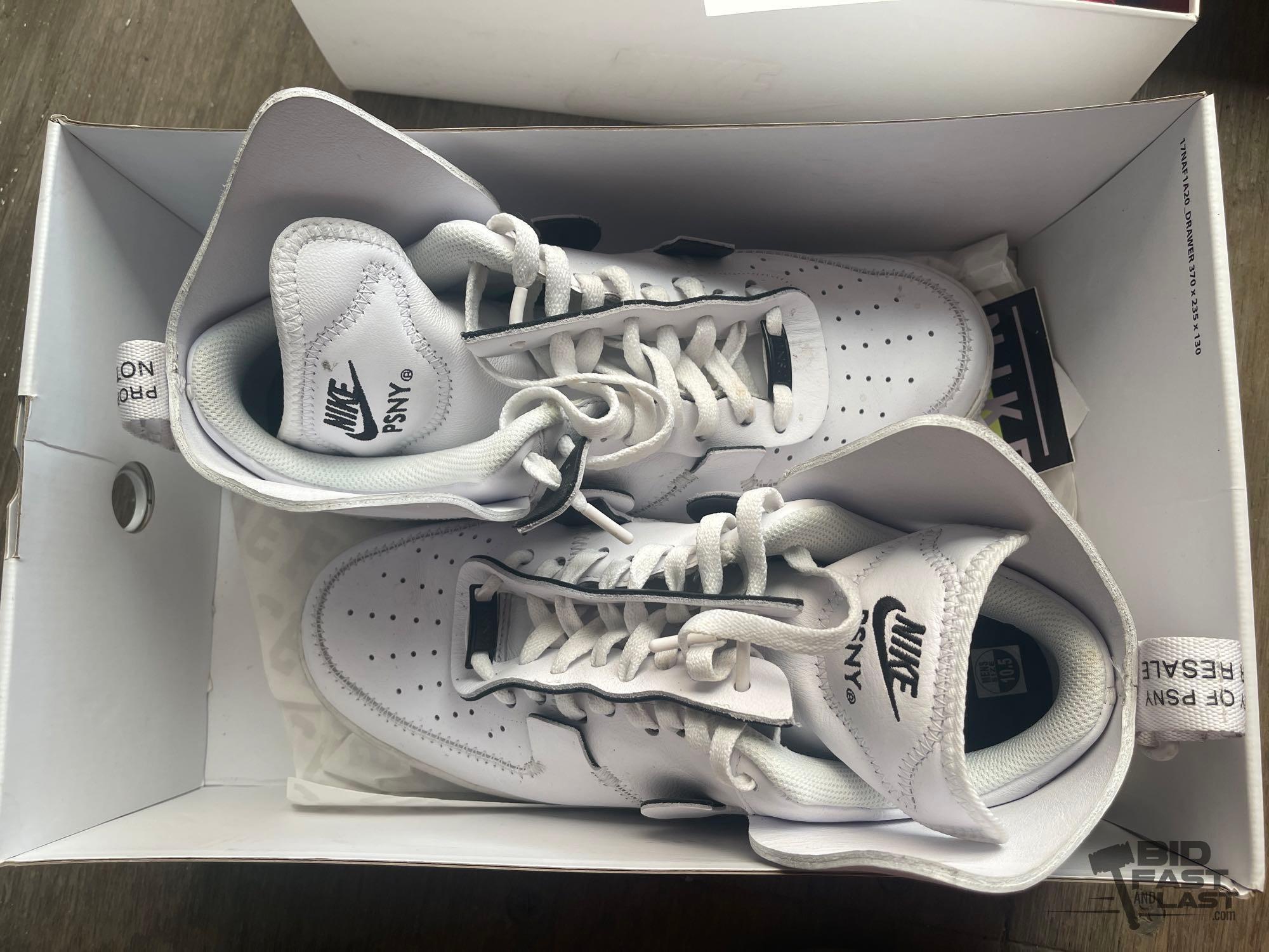(5) Pairs of Shoes