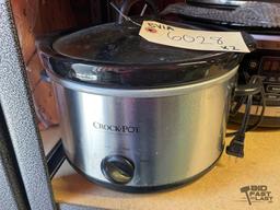 (2) Slow Cookers