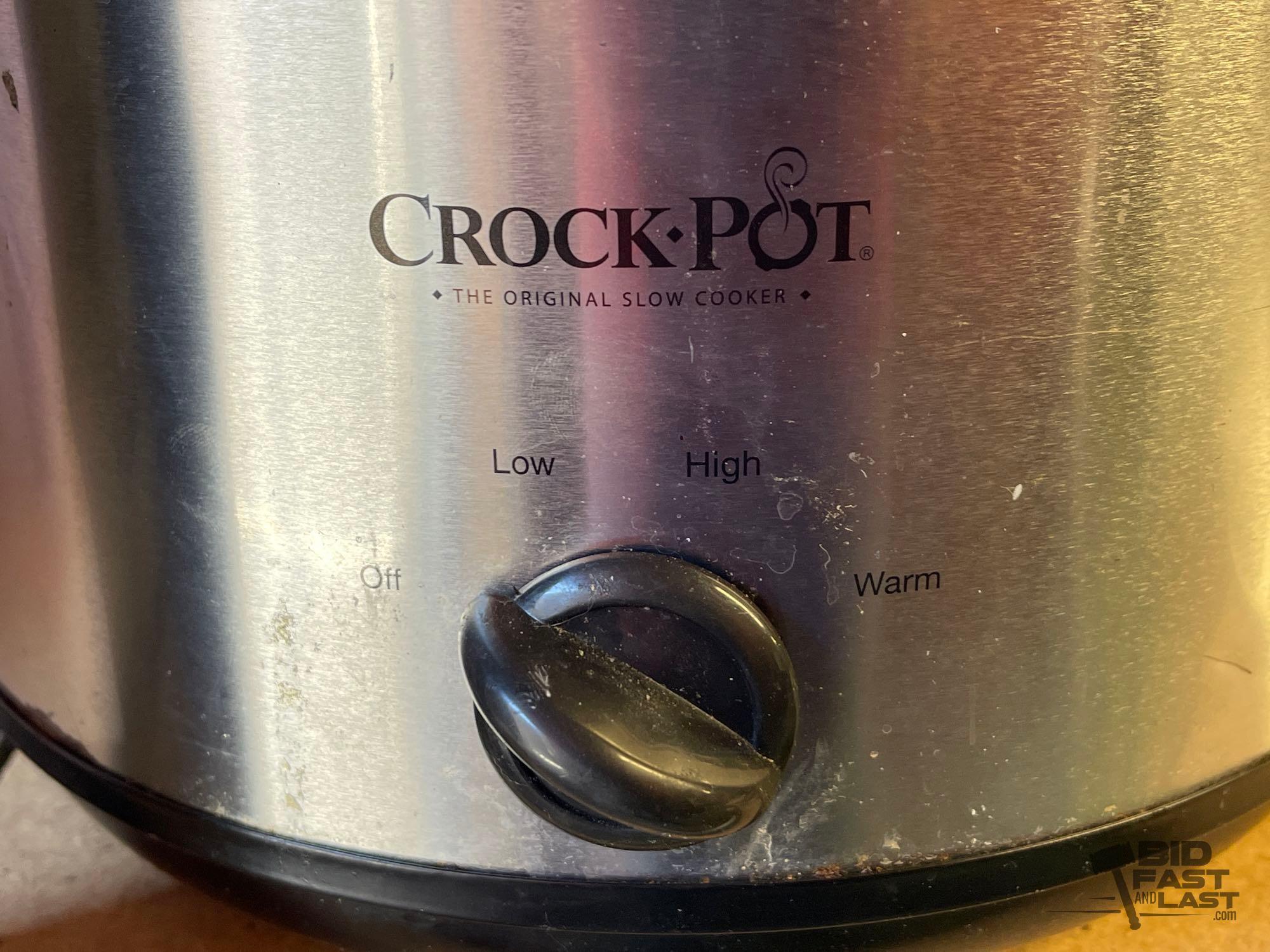 (2) Slow Cookers