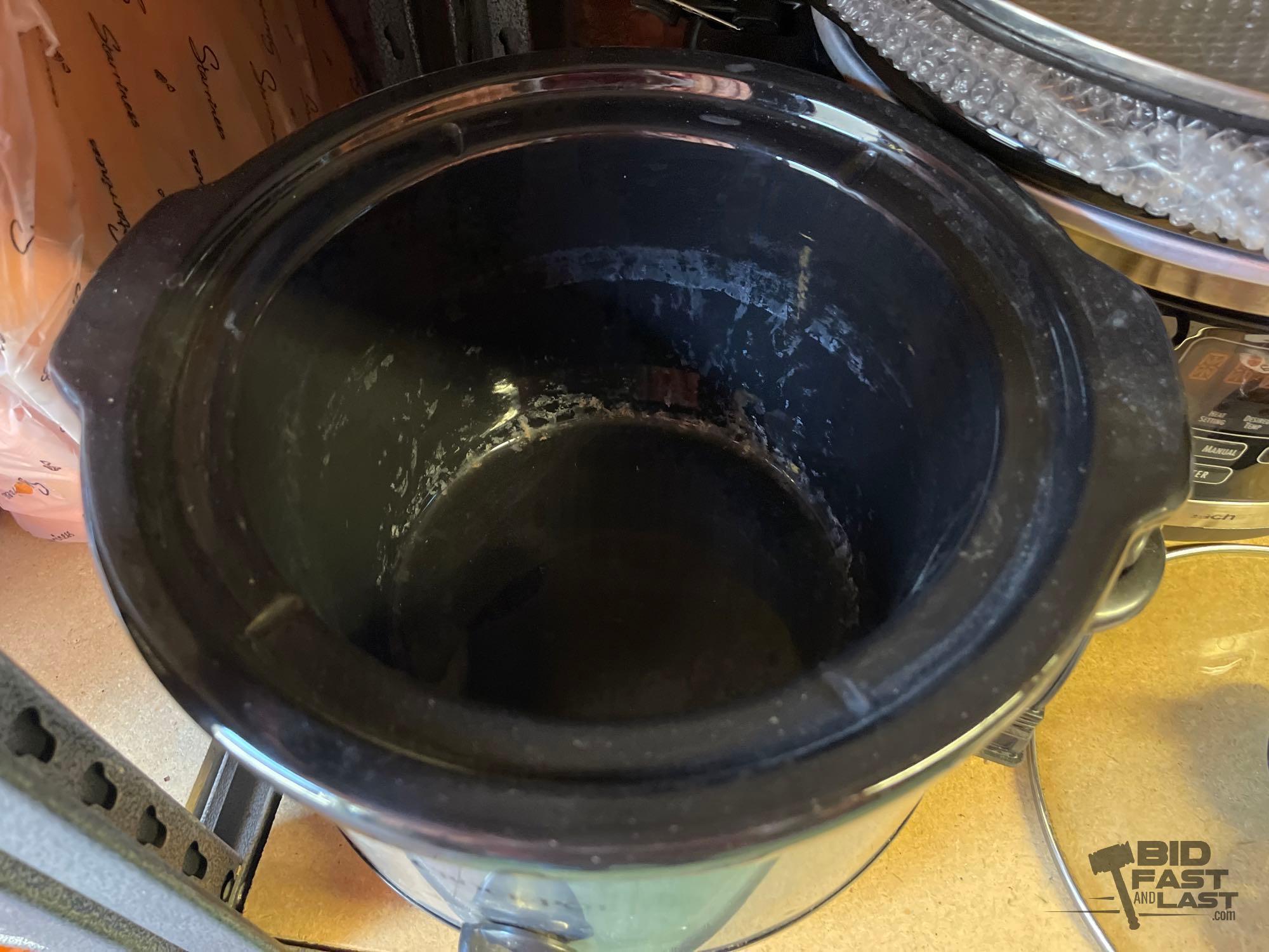 (2) Slow Cookers