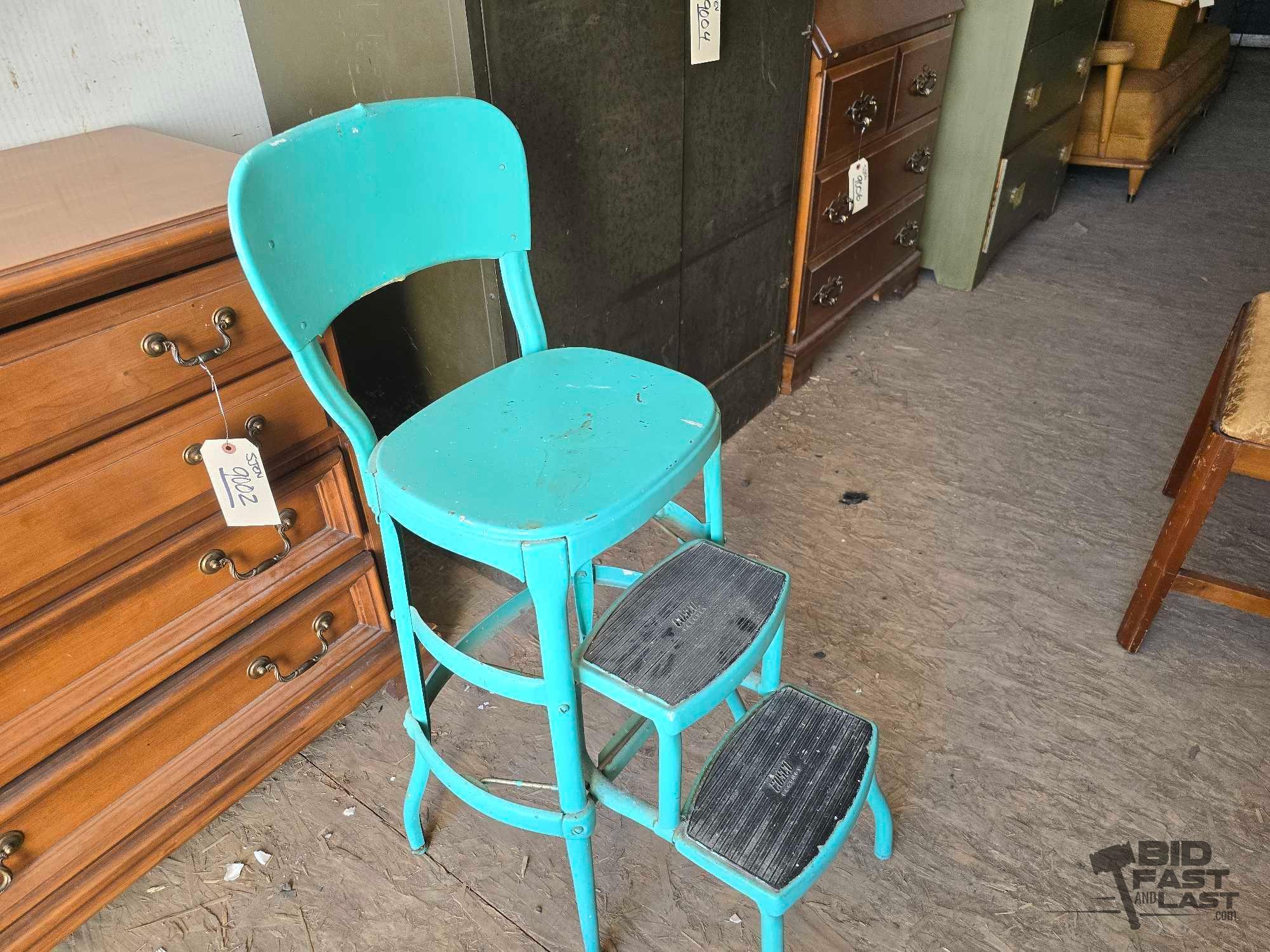 3 Chairs