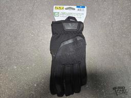 NEW!! (10) Pairs of Mechanix Wear FastFit M Gloves
