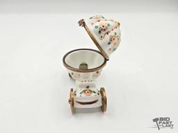 Cinderella's Coach With Heel Limoges Trinket Box
