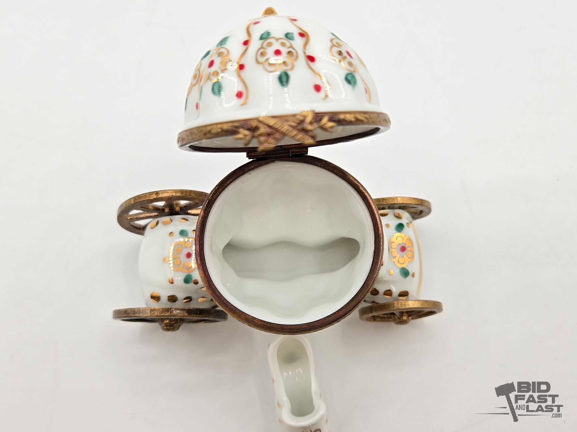 Cinderella's Coach With Heel Limoges Trinket Box