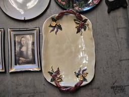 (12) Decorative Porcelain Plates