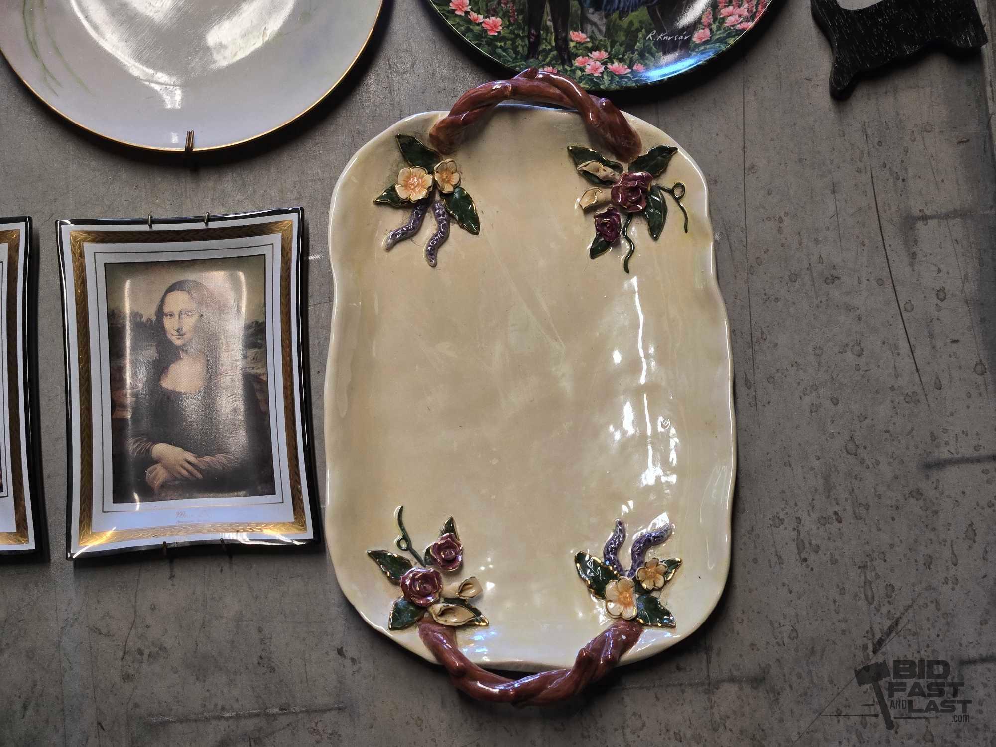 (12) Decorative Porcelain Plates