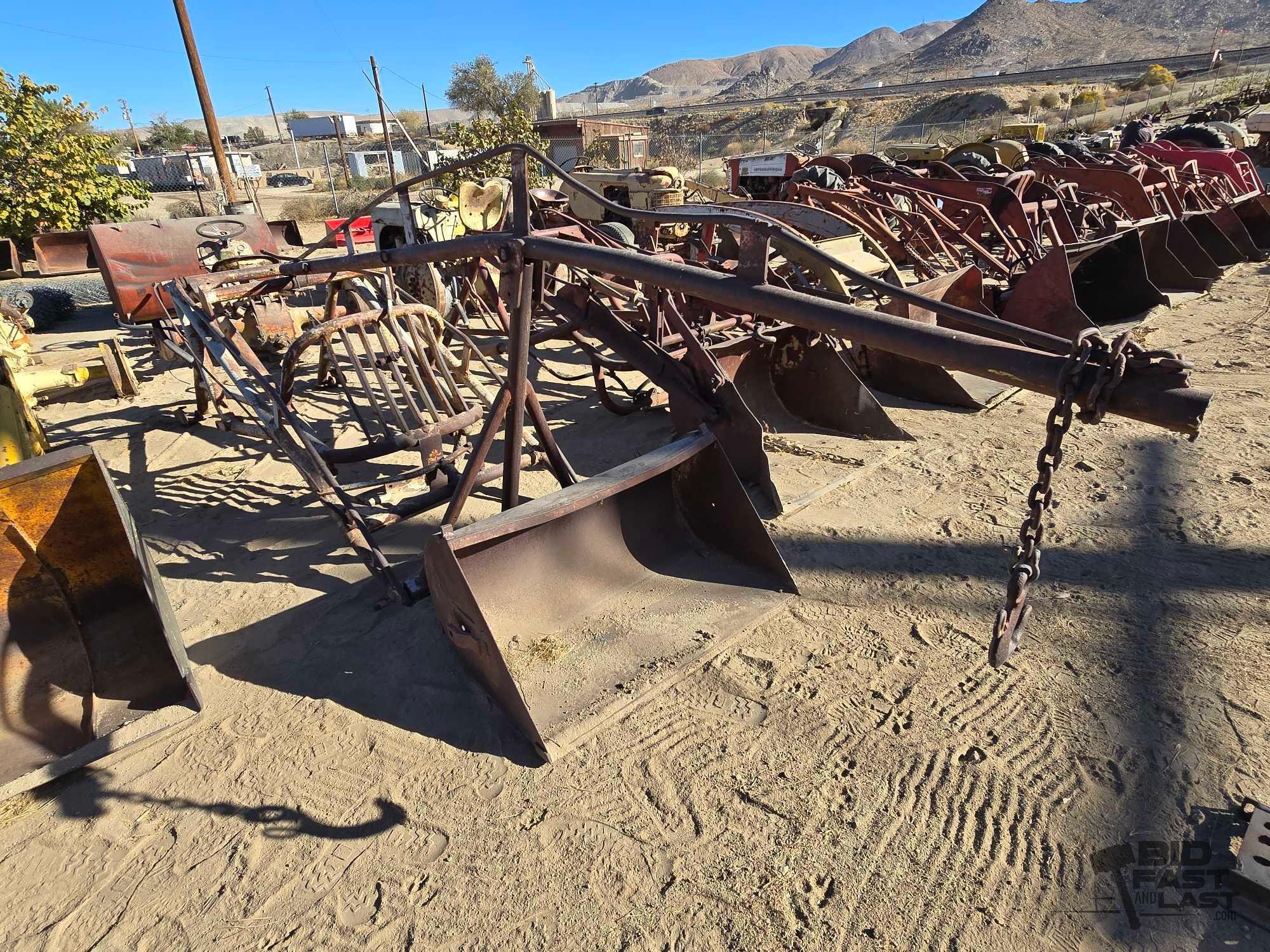 Dearborn Farm Equipment Front Bucket Loader Tractor Attachment