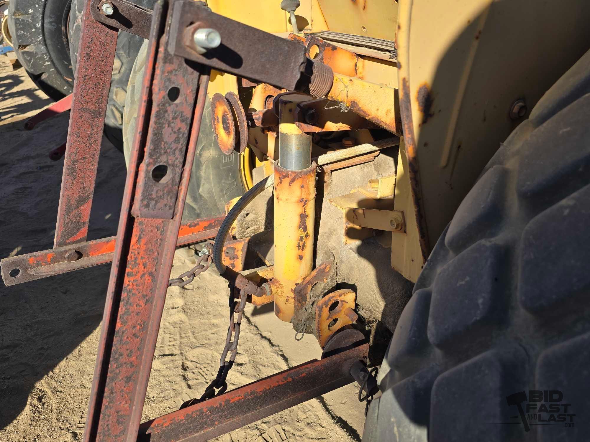 International Cub Lo Boy Tractor