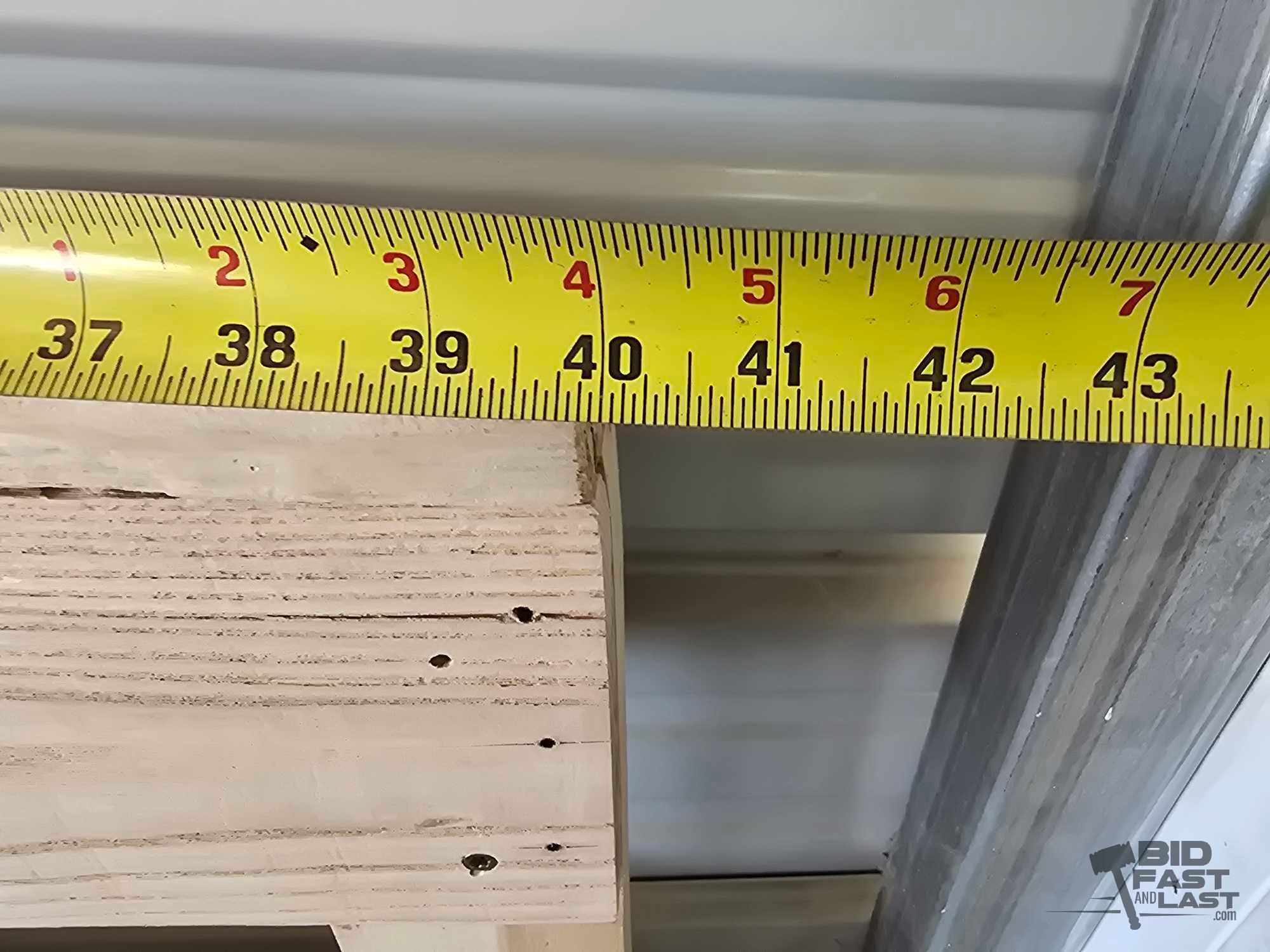 Canvas Painting and Pallet Display Board