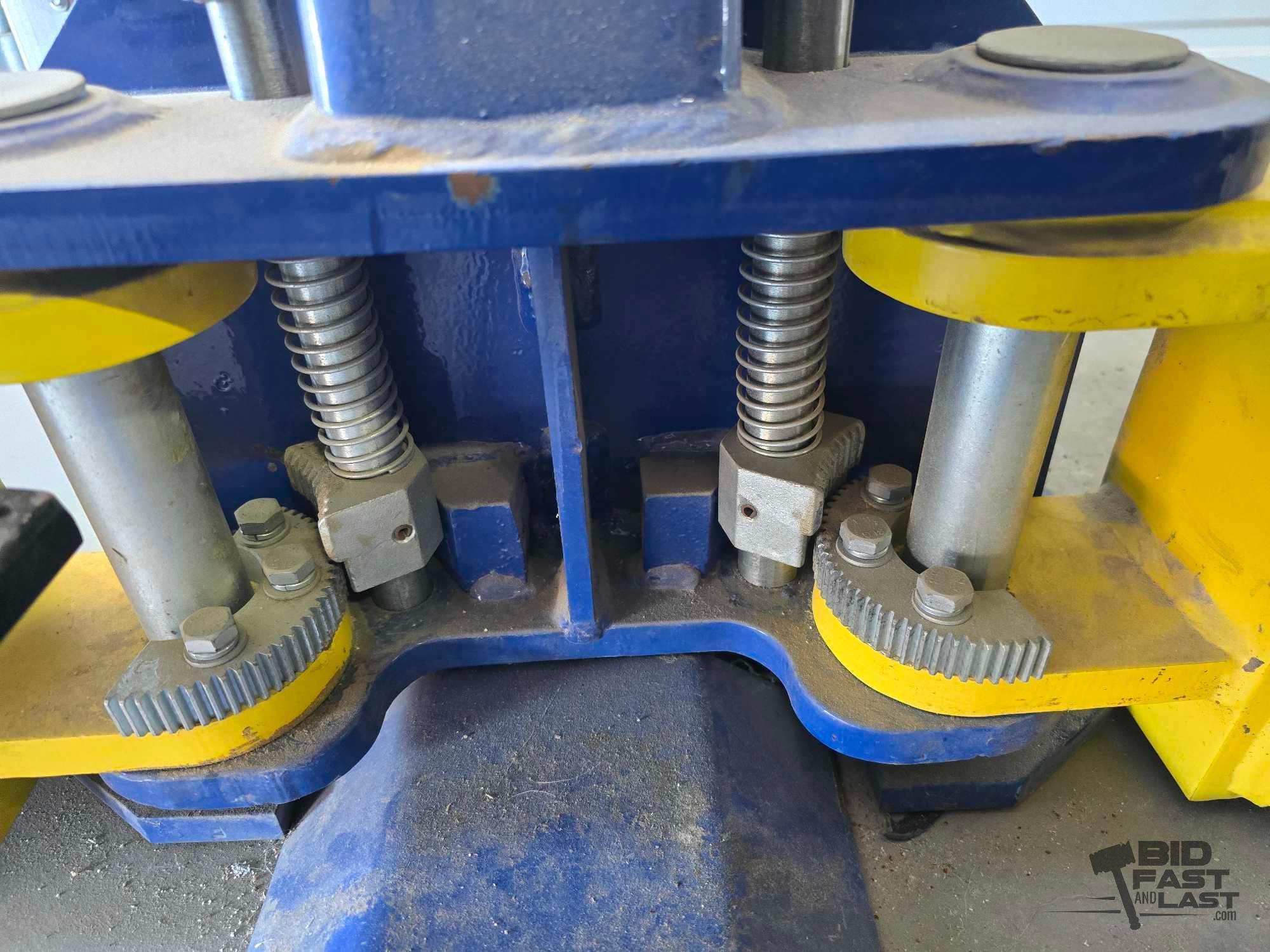 BendPak XPR-9-LP 2 Post Lift