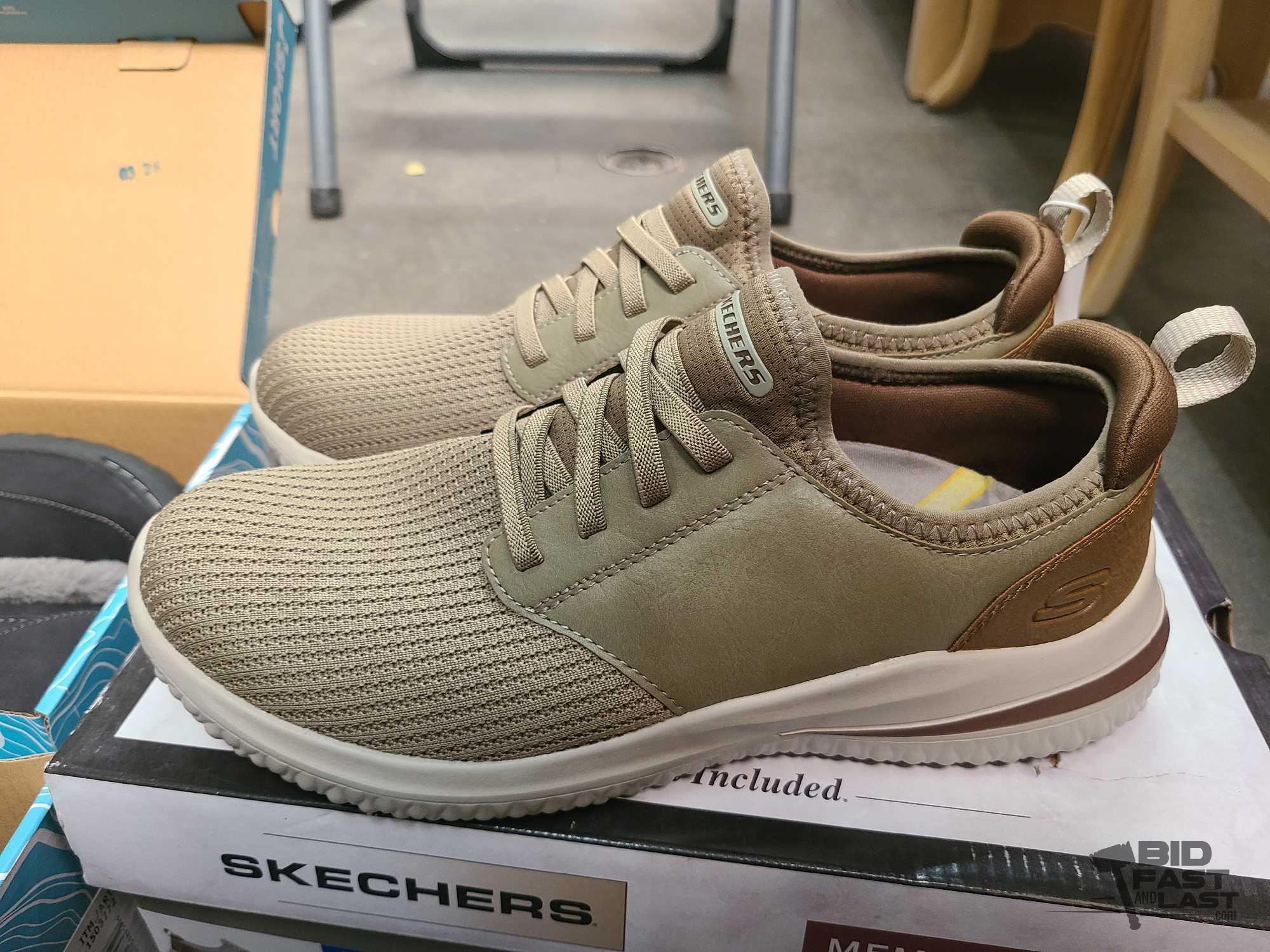 NEW!!! (5) Pairs of Shoes