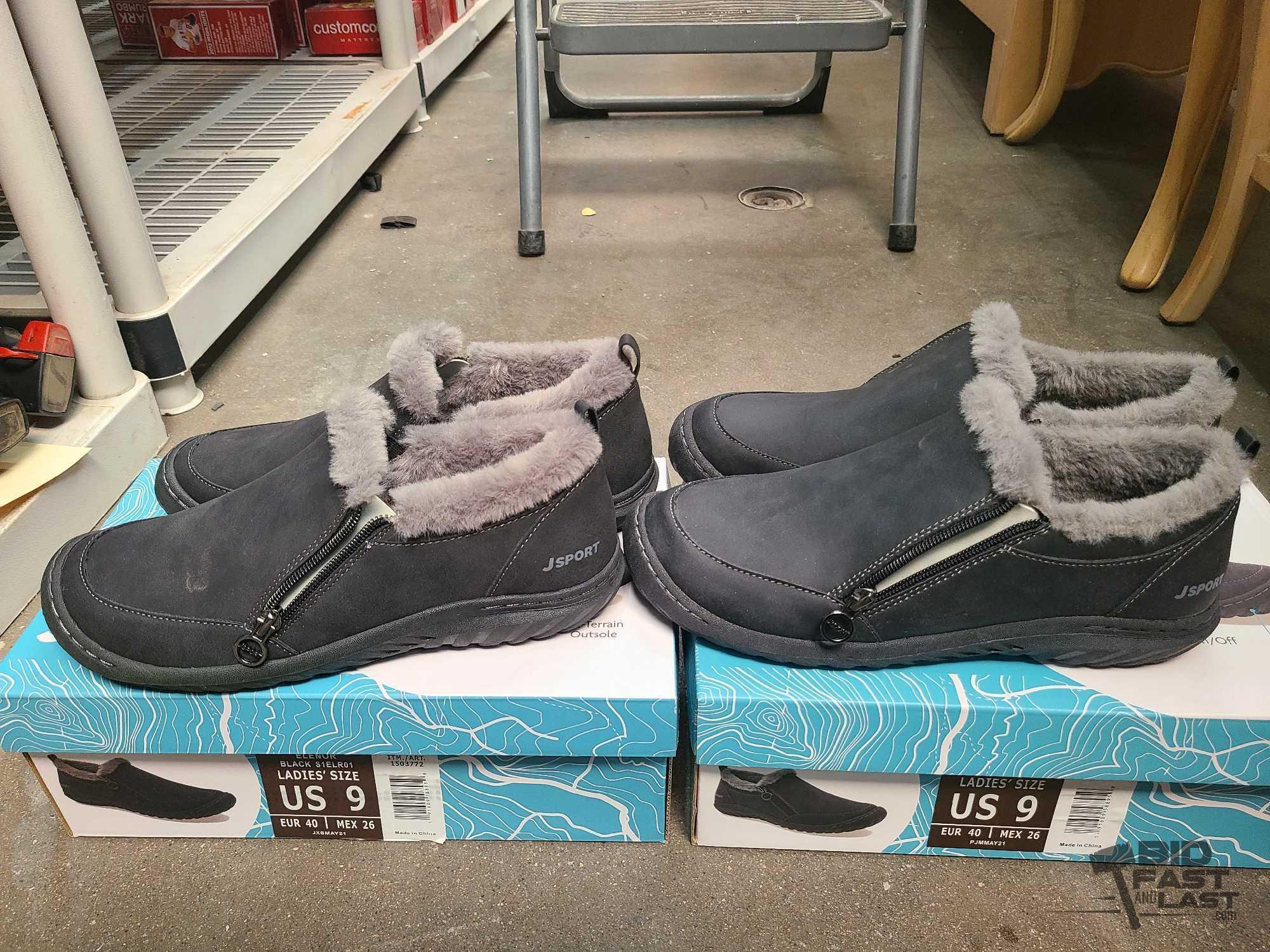 NEW!!! (5) Pairs of Shoes