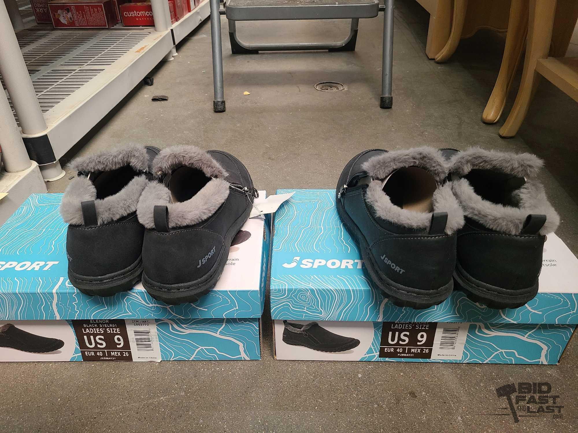 NEW!!! (5) Pairs of Shoes