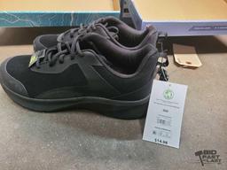 NEW!!! (5) Pairs of Shoes