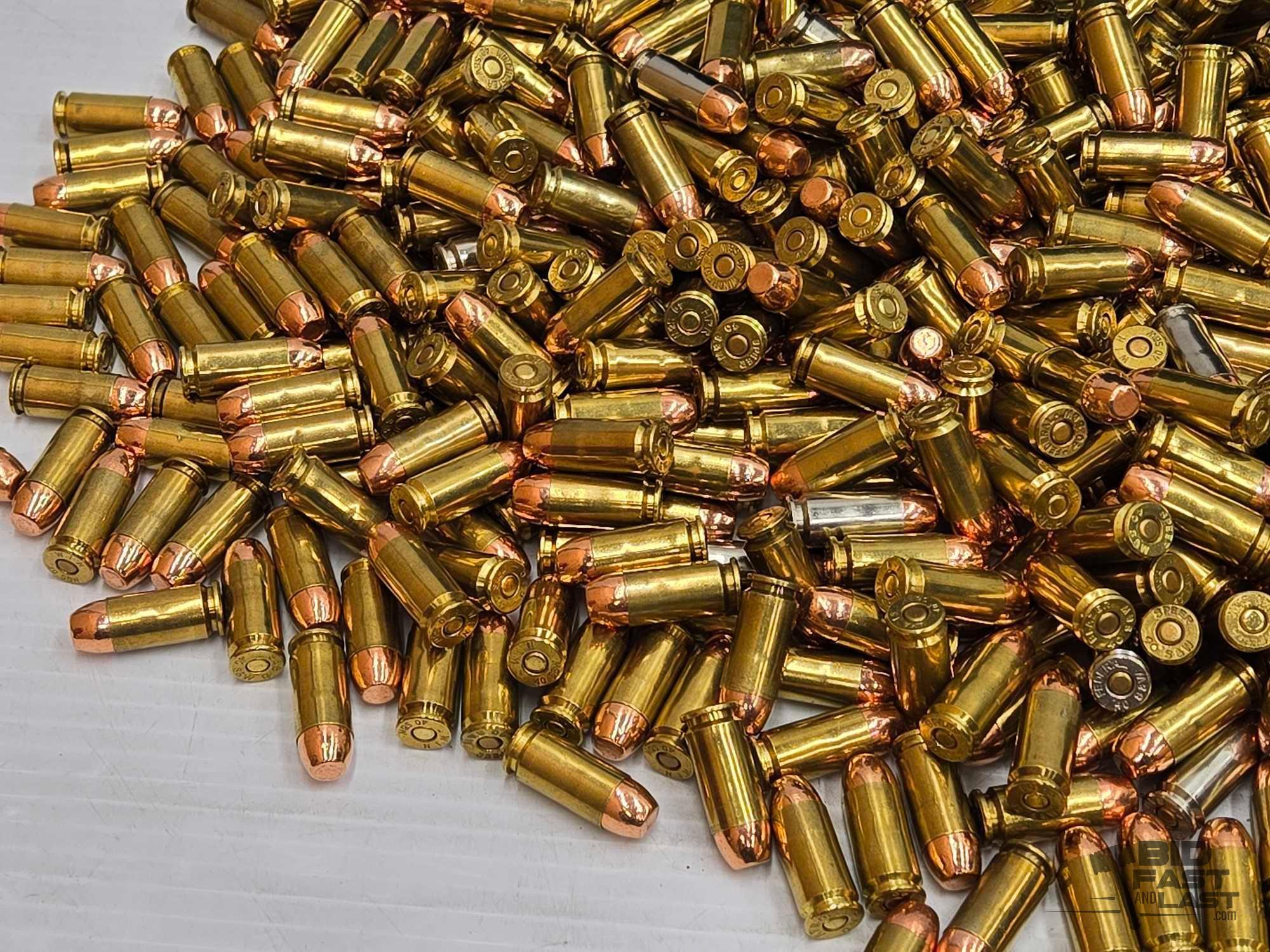 NEW!!! Over (300) Rounds of 40 S&W Ammo W/ Ammo Box
