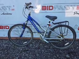 Trek Navigator 300 8-Speed Mountain Mike with 26" Wheels