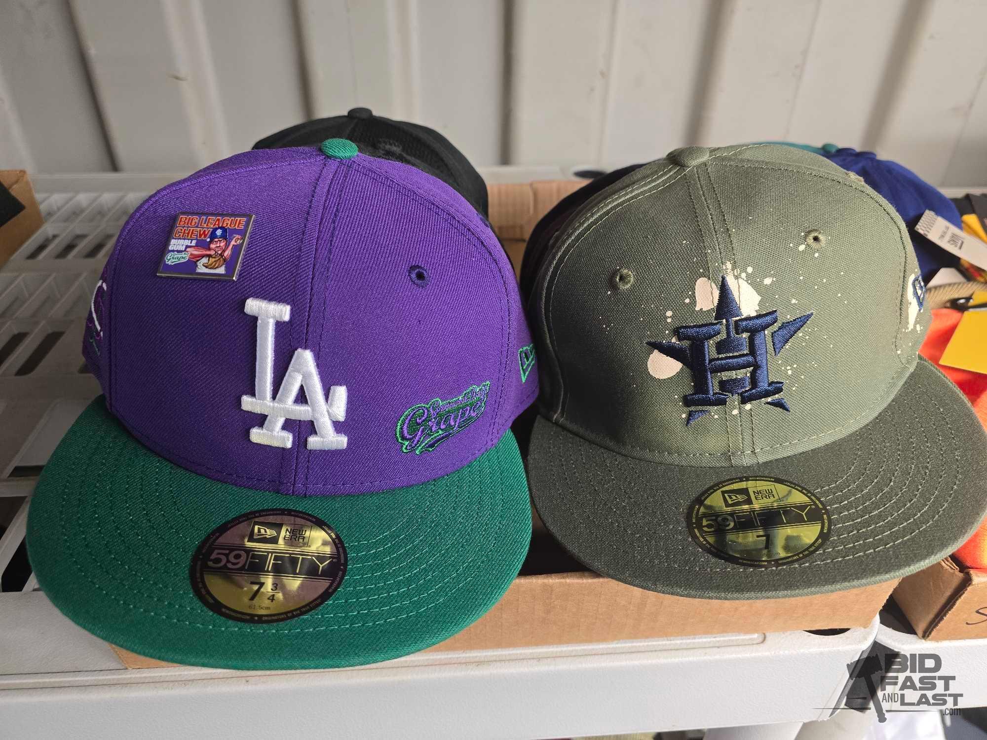 (14) MLB Hats