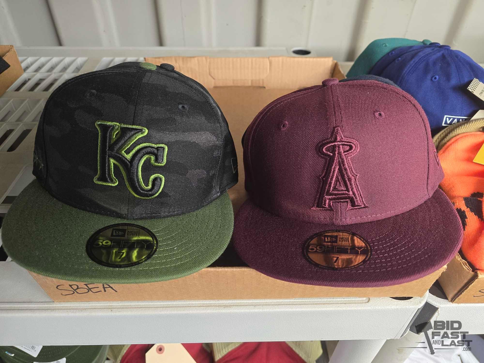 (14) MLB Hats
