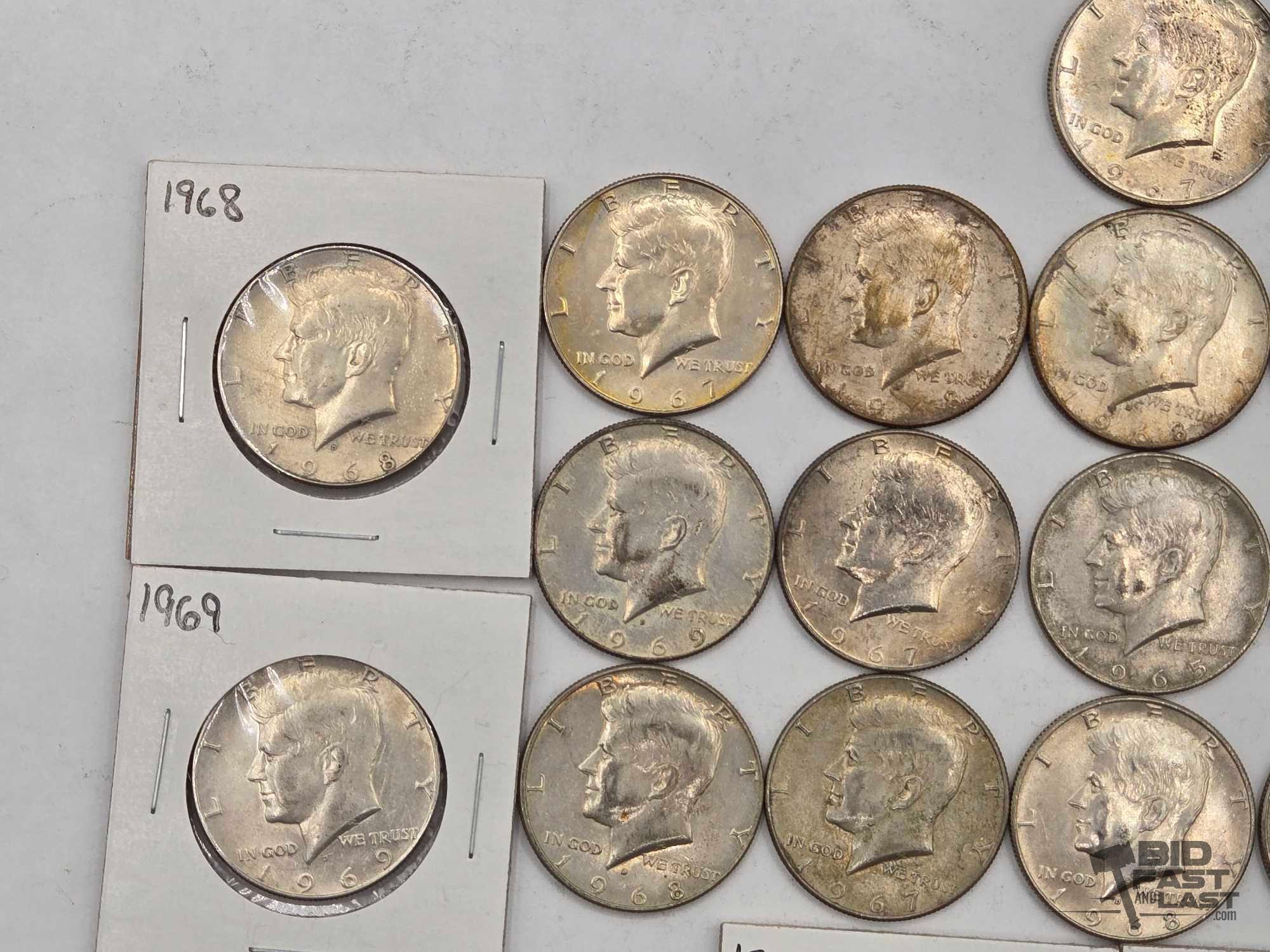 (22) Kennedy Half Dollars