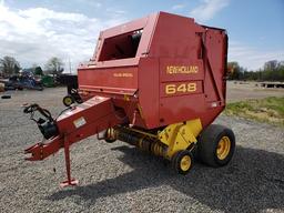 New Holland 648 Round Baler