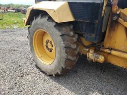 Ford 655 Diesel Loader w/Bucket