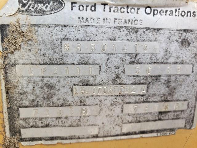 Ford 655 Diesel Loader w/Bucket