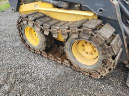 New Holland LS180 Skidsteer