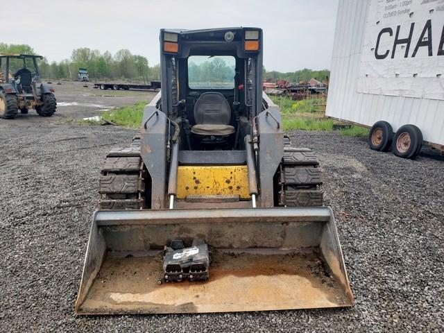New Holland LS180 Skidsteer