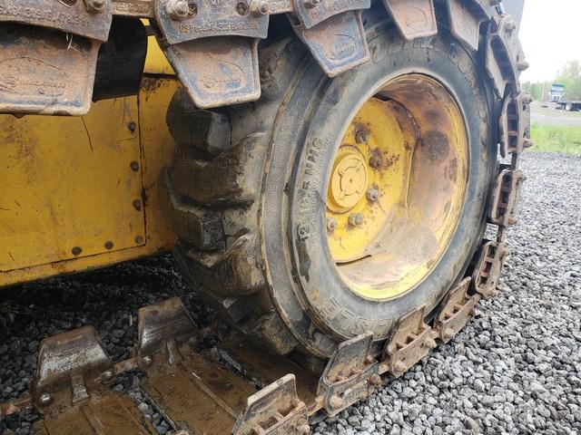 New Holland LS180 Skidsteer
