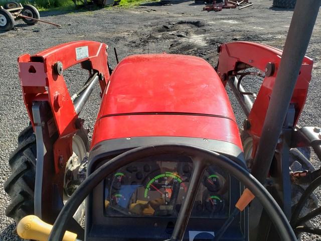 Massey Ferguson 2635 4x4 w/Ldr