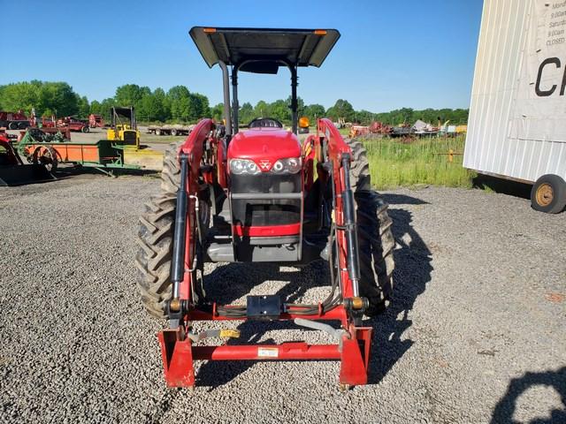 Massey Ferguson 2635 4x4 w/Ldr