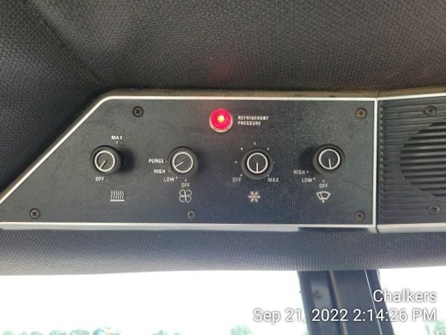 International 986 Diesel 2wd w/Cab