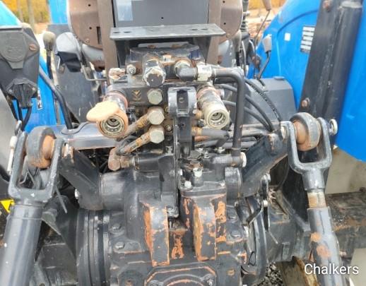 2002 New Holland TN65 4x4 w/Ldr