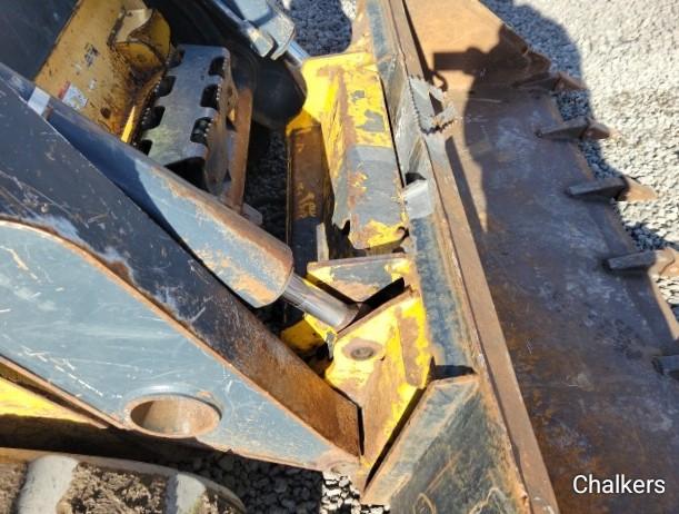 2012 John Deere 329D Skidsteer
