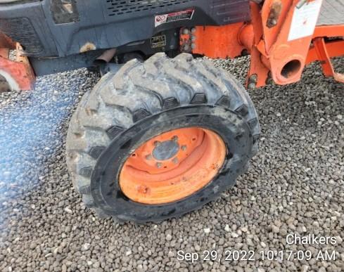 Kubota L4330 4x4 w/Ldr